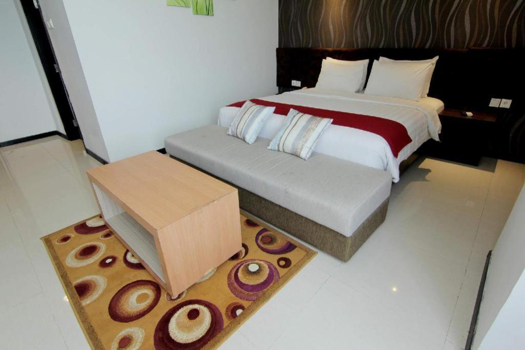 The Sun Hotel מדיון מראה חיצוני תמונה